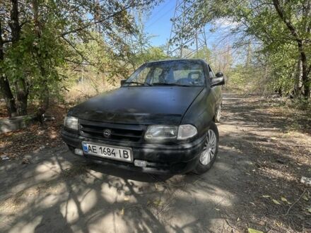 Опель Астра 1992 в Днепре (Днепропетровске) на Automoto.ua Черный Опель Астра, объемом двигателя 1.6 л и пробегом 308 тыс. км за 799 $, фото 1 на Automoto.ua