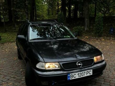 Опель Астра 1997 в Трускавце на Automoto.ua Черный Опель Астра, объемом двигателя 1.8 л и пробегом 340 тыс. км за 1100 $, фото 1 на Automoto.ua