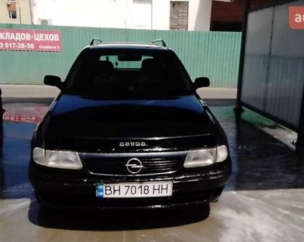 Чорний Опель Астра, об'ємом двигуна 1.6 л та пробігом 150 тис. км за 2200 $, фото 1 на Automoto.ua