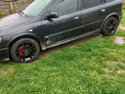 Черный Опель Астра, объемом двигателя 0 л и пробегом 40 тыс. км за 1300 $, фото 1 на Automoto.ua