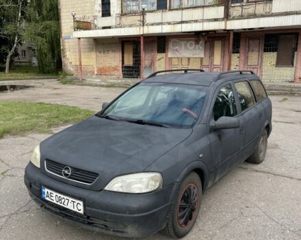 Черный Опель Астра, объемом двигателя 1.6 л и пробегом 330 тыс. км за 2300 $, фото 1 на Automoto.ua