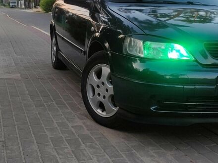 Черный Опель Астра, объемом двигателя 2 л и пробегом 294 тыс. км за 3000 $, фото 1 на Automoto.ua