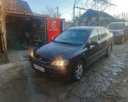 Черный Опель Астра, объемом двигателя 0 л и пробегом 330 тыс. км за 3400 $, фото 1 на Automoto.ua