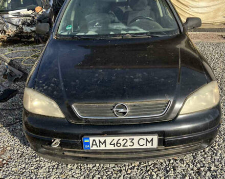 Чорний Опель Астра, об'ємом двигуна 2.2 л та пробігом 300 тис. км за 1800 $, фото 1 на Automoto.ua
