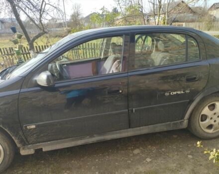 Черный Опель Астра, объемом двигателя 1.7 л и пробегом 395 тыс. км за 2800 $, фото 1 на Automoto.ua