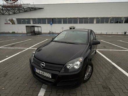 Чорний Опель Астра, об'ємом двигуна 1.6 л та пробігом 265 тис. км за 2000 $, фото 1 на Automoto.ua