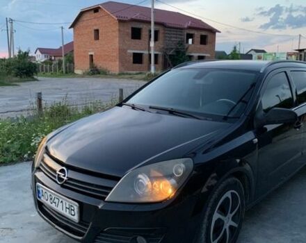 Черный Опель Астра, объемом двигателя 1.69 л и пробегом 340 тыс. км за 4500 $, фото 1 на Automoto.ua