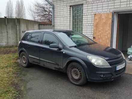 Черный Опель Астра, объемом двигателя 1.8 л и пробегом 440 тыс. км за 4000 $, фото 1 на Automoto.ua