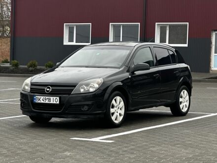 Черный Опель Астра, объемом двигателя 1.6 л и пробегом 273 тыс. км за 3250 $, фото 1 на Automoto.ua