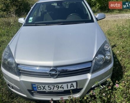 Черный Опель Астра, объемом двигателя 1.8 л и пробегом 167 тыс. км за 6350 $, фото 1 на Automoto.ua