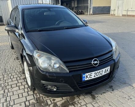 Черный Опель Астра, объемом двигателя 1.6 л и пробегом 323 тыс. км за 3700 $, фото 1 на Automoto.ua