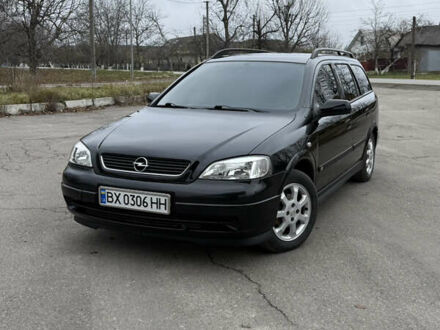 Черный Опель Астра, объемом двигателя 1.6 л и пробегом 290 тыс. км за 3500 $, фото 1 на Automoto.ua