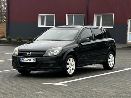 Черный Опель Астра, объемом двигателя 1.6 л и пробегом 273 тыс. км за 3250 $, фото 1 на Automoto.ua