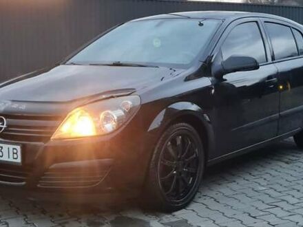 Черный Опель Астра, объемом двигателя 1.4 л и пробегом 300 тыс. км за 3350 $, фото 1 на Automoto.ua