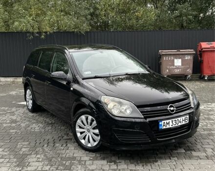 Черный Опель Астра, объемом двигателя 1.7 л и пробегом 290 тыс. км за 3950 $, фото 1 на Automoto.ua
