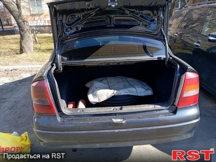 Чорний Опель Астра, об'ємом двигуна 1.4 л та пробігом 292 тис. км за 2700 $, фото 1 на Automoto.ua