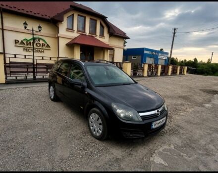 Черный Опель Астра, объемом двигателя 0 л и пробегом 240 тыс. км за 3650 $, фото 1 на Automoto.ua