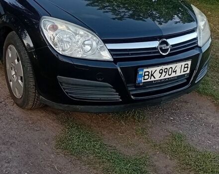 Чорний Опель Астра, об'ємом двигуна 1.6 л та пробігом 235 тис. км за 3800 $, фото 1 на Automoto.ua