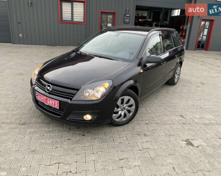 Черный Опель Астра, объемом двигателя 1.6 л и пробегом 231 тыс. км за 4800 $, фото 1 на Automoto.ua