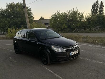 Черный Опель Астра, объемом двигателя 1.9 л и пробегом 280 тыс. км за 3700 $, фото 1 на Automoto.ua