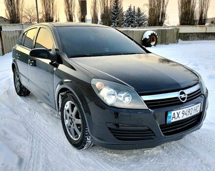 Черный Опель Астра, объемом двигателя 1.8 л и пробегом 250 тыс. км за 5900 $, фото 1 на Automoto.ua