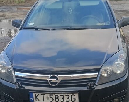 Черный Опель Астра, объемом двигателя 1.9 л и пробегом 356 тыс. км за 2839 $, фото 1 на Automoto.ua