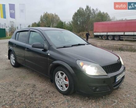 Черный Опель Астра, объемом двигателя 1.6 л и пробегом 225 тыс. км за 3600 $, фото 1 на Automoto.ua