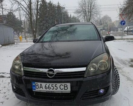 Черный Опель Астра, объемом двигателя 1.7 л и пробегом 350 тыс. км за 5000 $, фото 1 на Automoto.ua