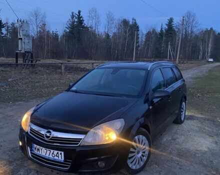 Черный Опель Астра, объемом двигателя 1.9 л и пробегом 208 тыс. км за 1670 $, фото 1 на Automoto.ua