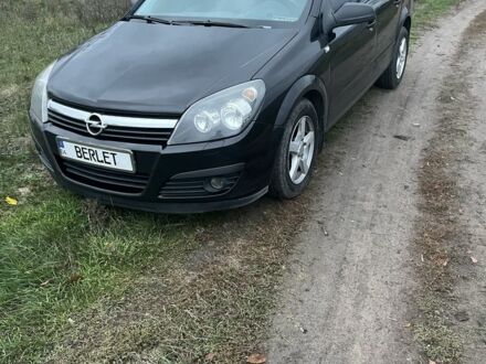 Черный Опель Астра, объемом двигателя 1.6 л и пробегом 330 тыс. км за 5200 $, фото 1 на Automoto.ua