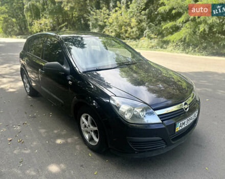 Черный Опель Астра, объемом двигателя 1.4 л и пробегом 220 тыс. км за 3950 $, фото 1 на Automoto.ua