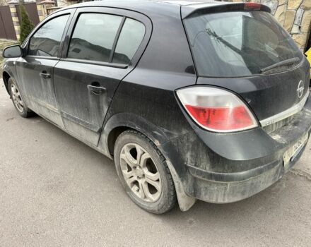 Черный Опель Астра, объемом двигателя 1.4 л и пробегом 270 тыс. км за 2450 $, фото 1 на Automoto.ua