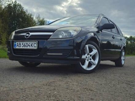 Черный Опель Астра, объемом двигателя 1.8 л и пробегом 260 тыс. км за 5200 $, фото 1 на Automoto.ua