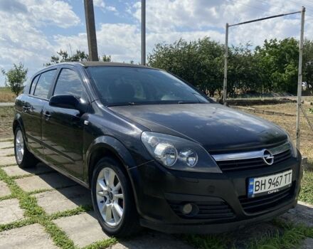 Черный Опель Астра, объемом двигателя 1.6 л и пробегом 278 тыс. км за 3500 $, фото 1 на Automoto.ua