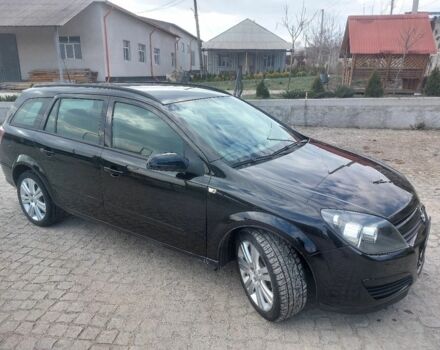 Черный Опель Астра, объемом двигателя 1.7 л и пробегом 280 тыс. км за 5350 $, фото 1 на Automoto.ua