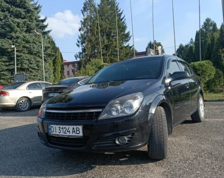 Черный Опель Астра, объемом двигателя 1.6 л и пробегом 220 тыс. км за 3600 $, фото 1 на Automoto.ua