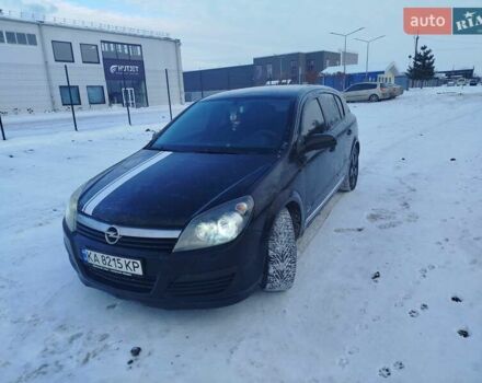 Черный Опель Астра, объемом двигателя 1.9 л и пробегом 279 тыс. км за 5500 $, фото 1 на Automoto.ua