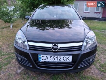Черный Опель Астра, объемом двигателя 1.8 л и пробегом 296 тыс. км за 6200 $, фото 1 на Automoto.ua