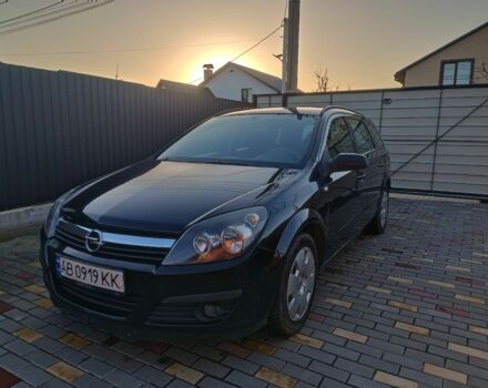 Чорний Опель Астра, об'ємом двигуна 1.6 л та пробігом 270 тис. км за 4100 $, фото 1 на Automoto.ua