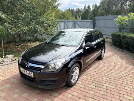 Черный Опель Астра, объемом двигателя 1.4 л и пробегом 220 тыс. км за 3900 $, фото 1 на Automoto.ua