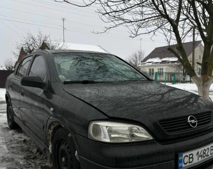 Черный Опель Астра, объемом двигателя 1.4 л и пробегом 277 тыс. км за 3000 $, фото 1 на Automoto.ua