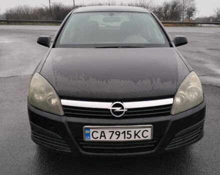 Черный Опель Астра, объемом двигателя 1.2 л и пробегом 300 тыс. км за 3800 $, фото 1 на Automoto.ua