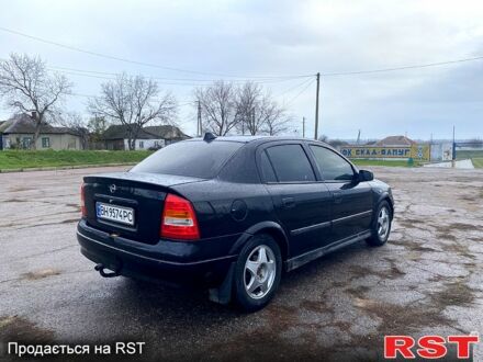 Черный Опель Астра, объемом двигателя 1.6 л и пробегом 333 тыс. км за 3600 $, фото 1 на Automoto.ua