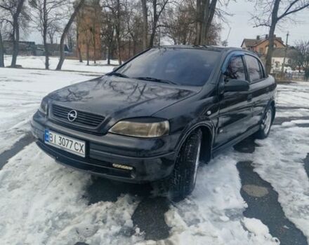 Черный Опель Астра, объемом двигателя 1.39 л и пробегом 268 тыс. км за 2500 $, фото 1 на Automoto.ua