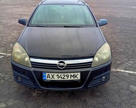 Черный Опель Астра, объемом двигателя 1.6 л и пробегом 450 тыс. км за 4000 $, фото 1 на Automoto.ua