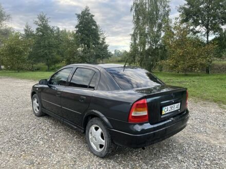 Чорний Опель Астра, об'ємом двигуна 1.4 л та пробігом 250 тис. км за 1775 $, фото 1 на Automoto.ua