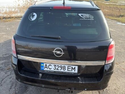 Черный Опель Астра, объемом двигателя 1.6 л и пробегом 265 тыс. км за 5500 $, фото 1 на Automoto.ua