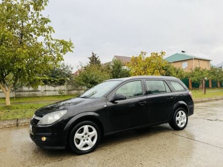 Черный Опель Астра, объемом двигателя 1.9 л и пробегом 300 тыс. км за 1750 $, фото 1 на Automoto.ua