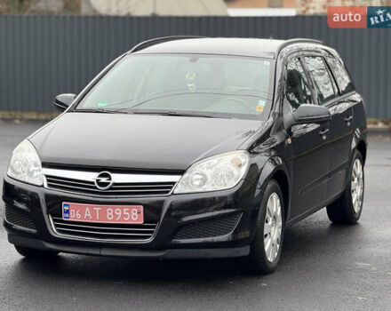 Черный Опель Астра, объемом двигателя 1.6 л и пробегом 251 тыс. км за 5200 $, фото 1 на Automoto.ua