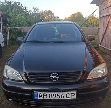 Черный Опель Астра, объемом двигателя 1.4 л и пробегом 135 тыс. км за 4200 $, фото 1 на Automoto.ua